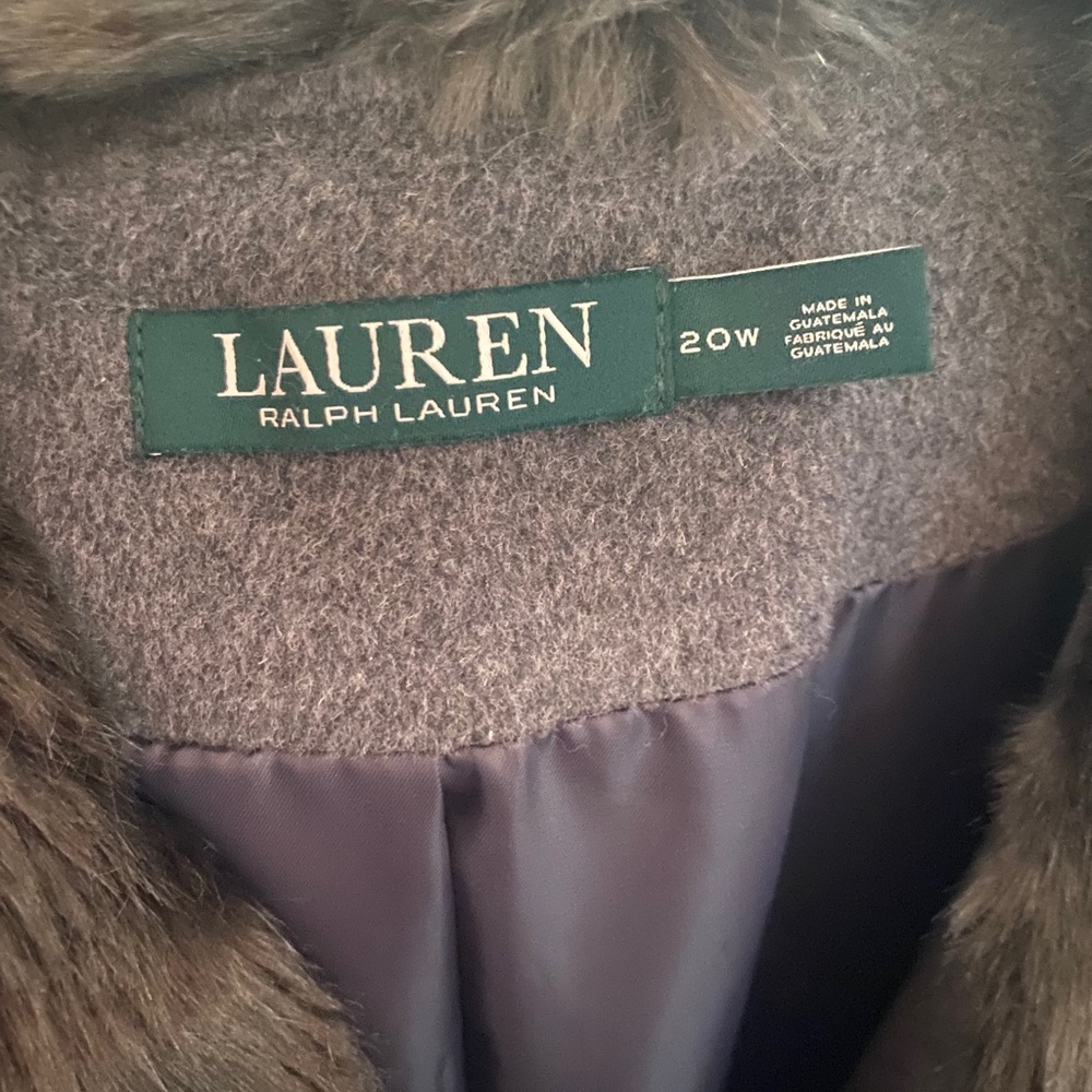 🌟Ralph Lauren Faux-Fur Collared Coat🌟 - Picture 3 of 7
